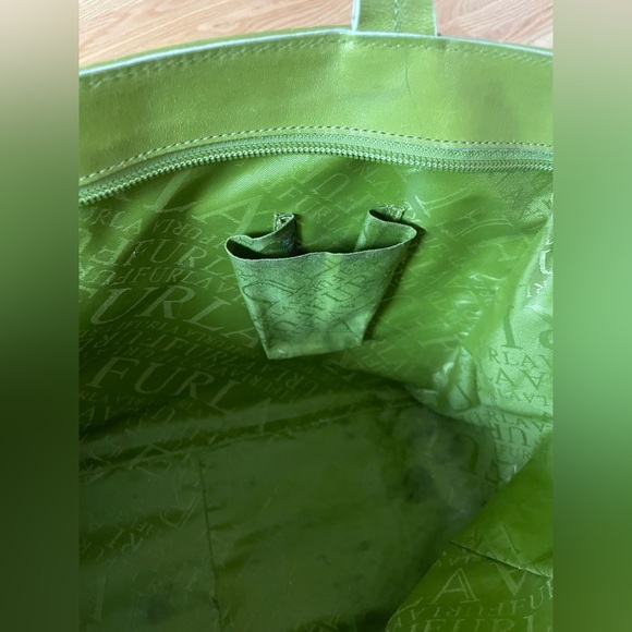 💚 Lime Green Furla bag - Picture 5 of 10